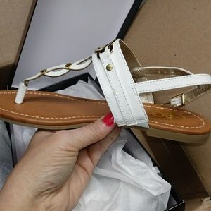 New Guess sandles